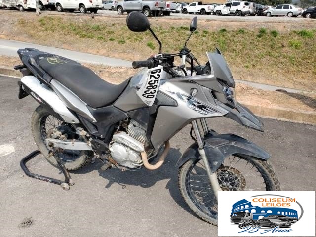 XRE 300 ABS