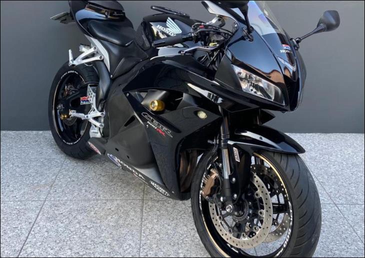HONDA CBR 600RR