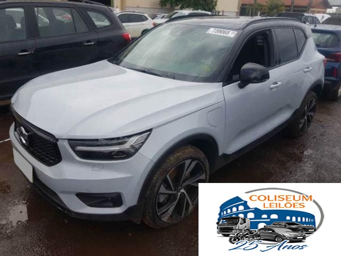 VOLVO XC40 21/21